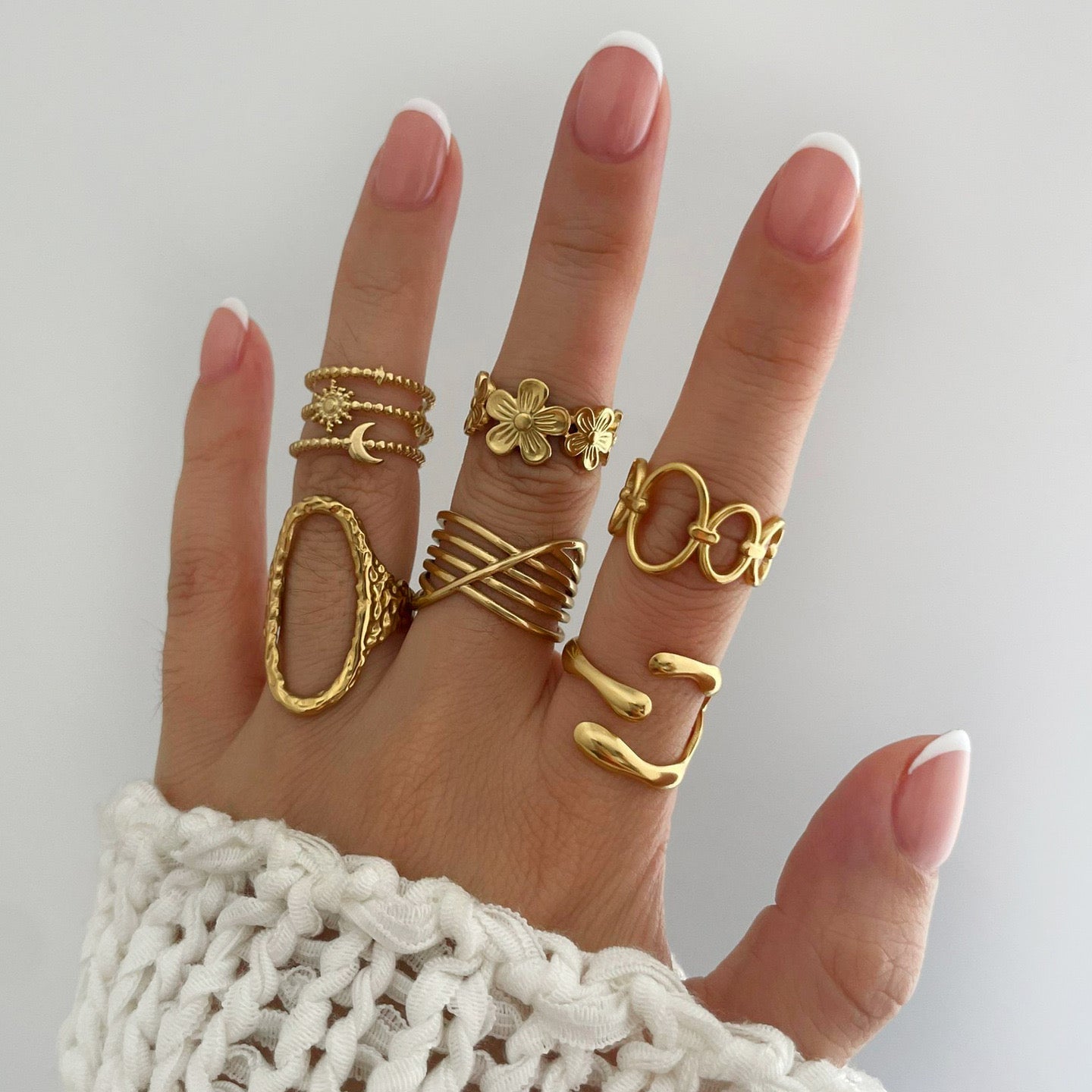 Gold Plated Surgical Steel - 6 Vintages rings - PREMIUM