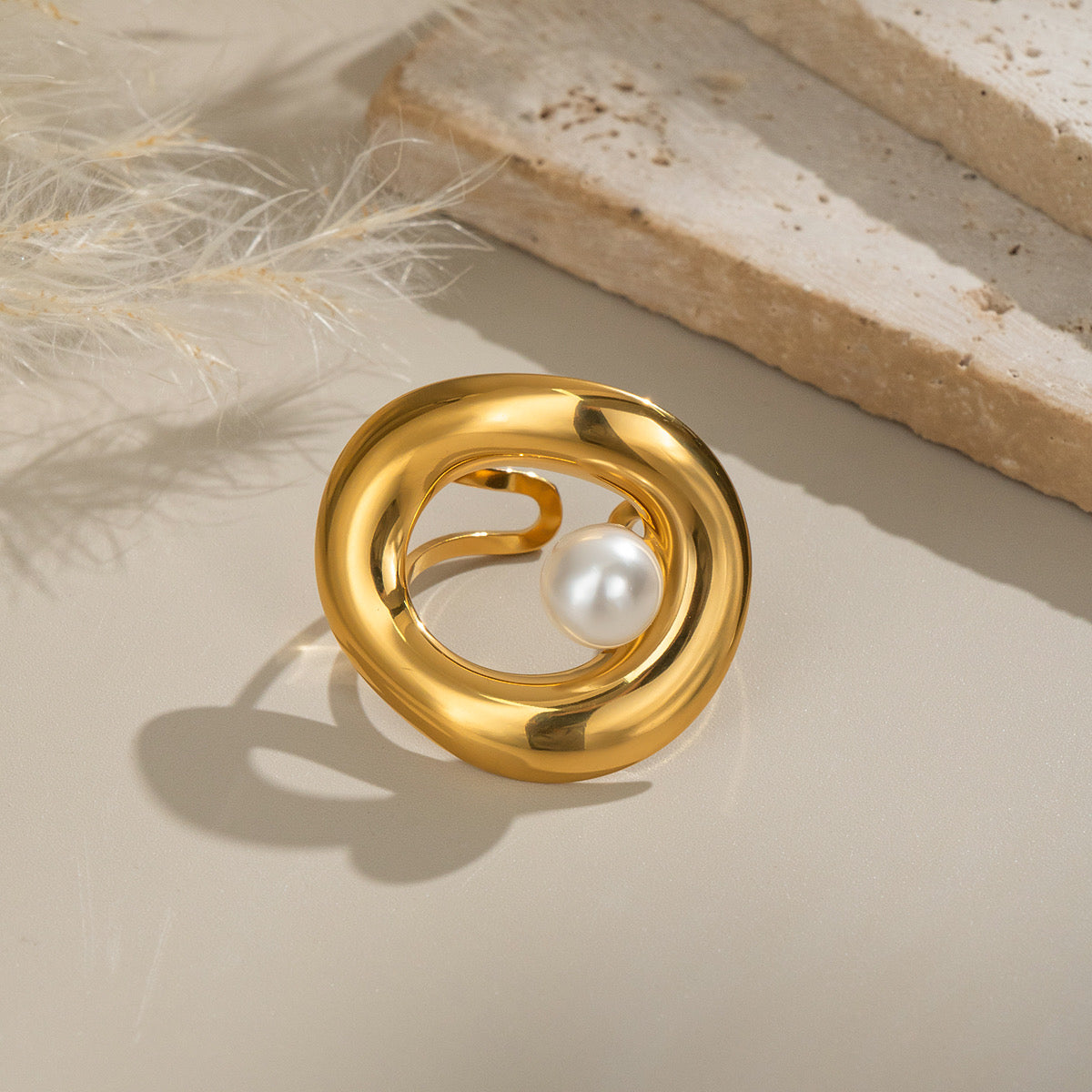 GOLDEN PERL RING- PREMIUM